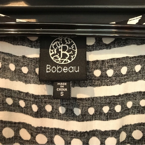 Bobeau Jumpsuit, Black and White Batik Type Pattern, Sleeveless V Neck, Size S - Picture 16 of 16